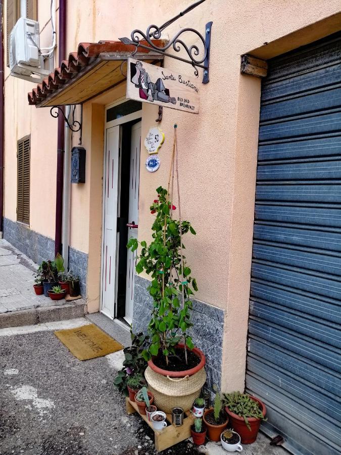 Santu Bustianu Bed & Breakfast Orgosolo Luaran gambar